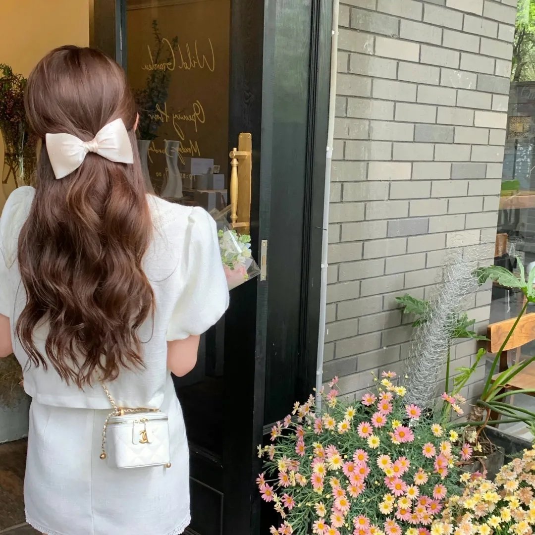 钗光剑影